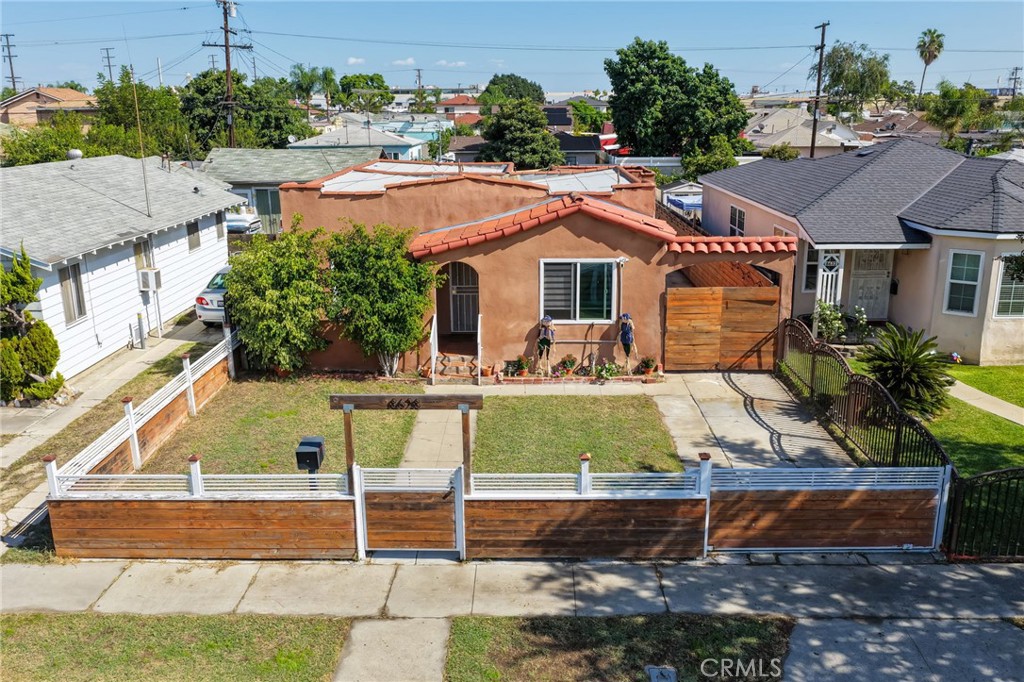 8628 San Juan Avenue Property Photo 2
