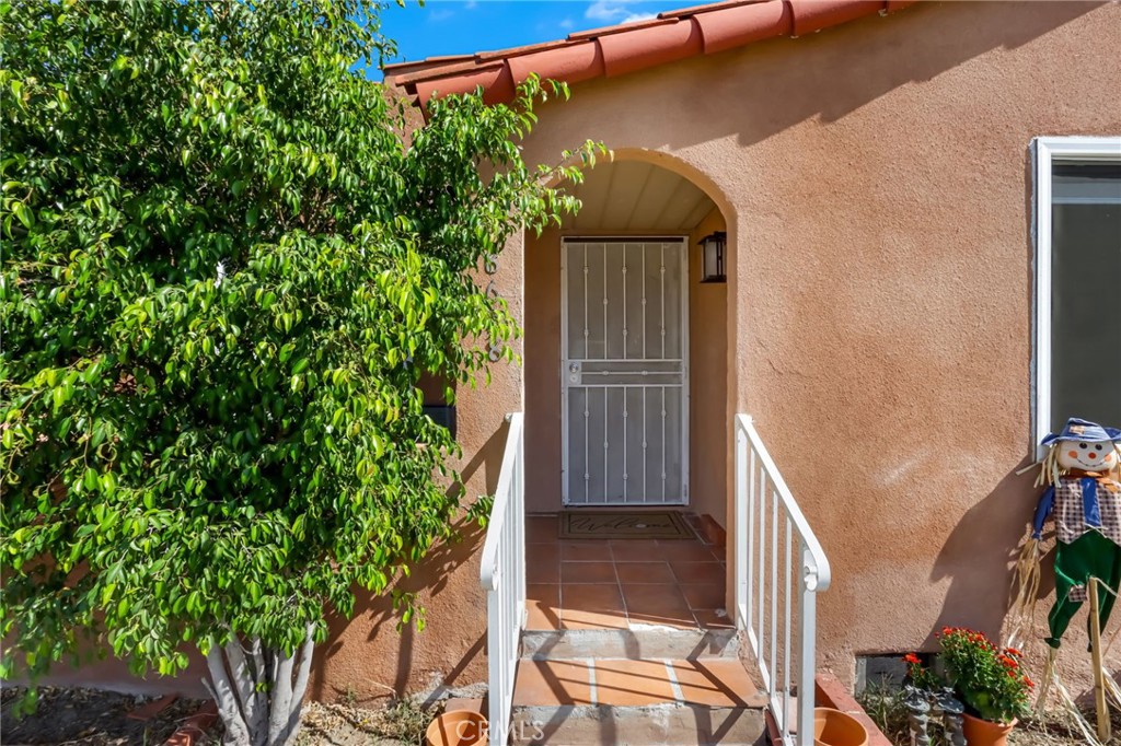 8628 San Juan Avenue Property Photo 7