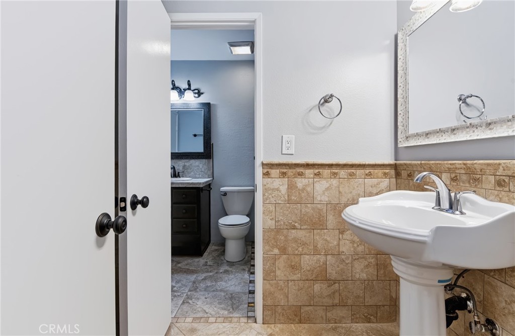 1216 Hampton Circle Property Photo 17
