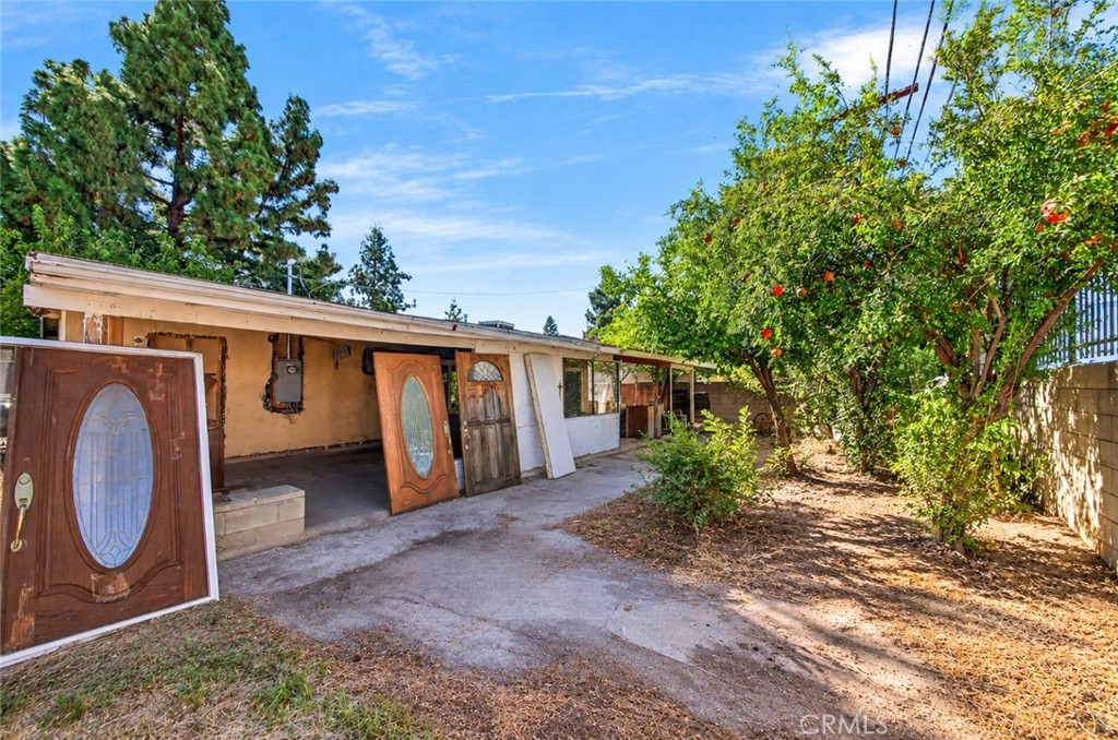 14901 Oswald Street Property Photo 10