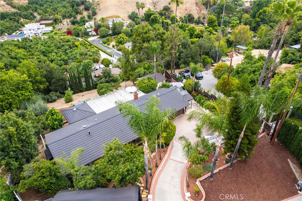 1916 Tumin Road Property Photo 14