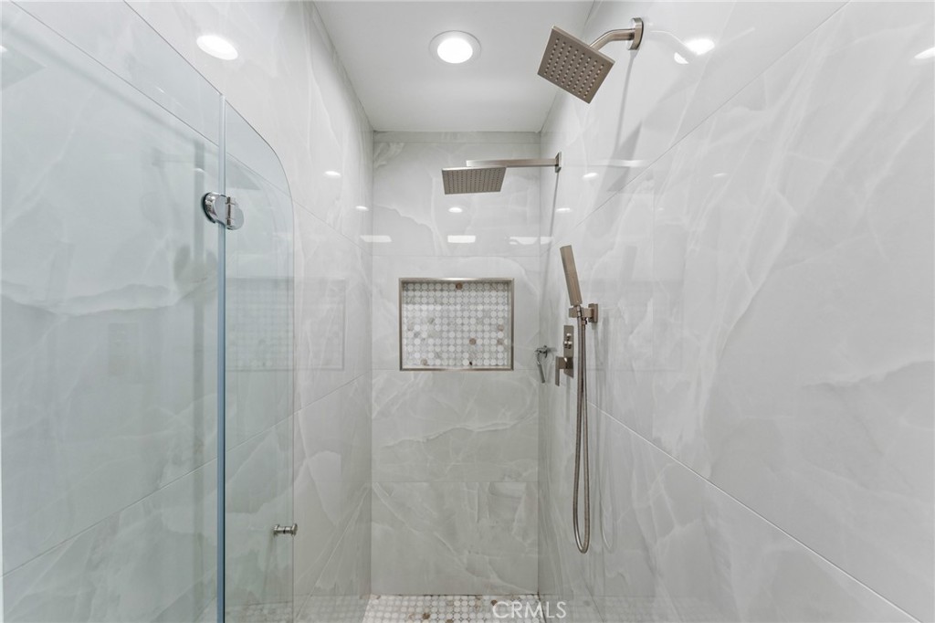 1916 Tumin Road Property Photo 38