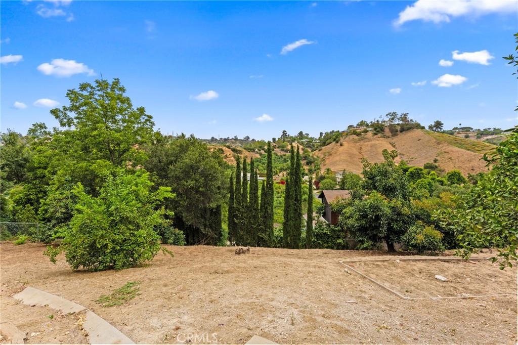 1916 Tumin Road Property Photo 66