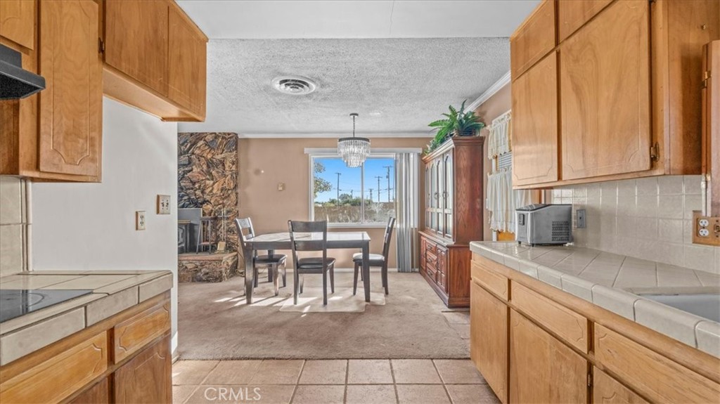 5688 Baileya Property Photo 9