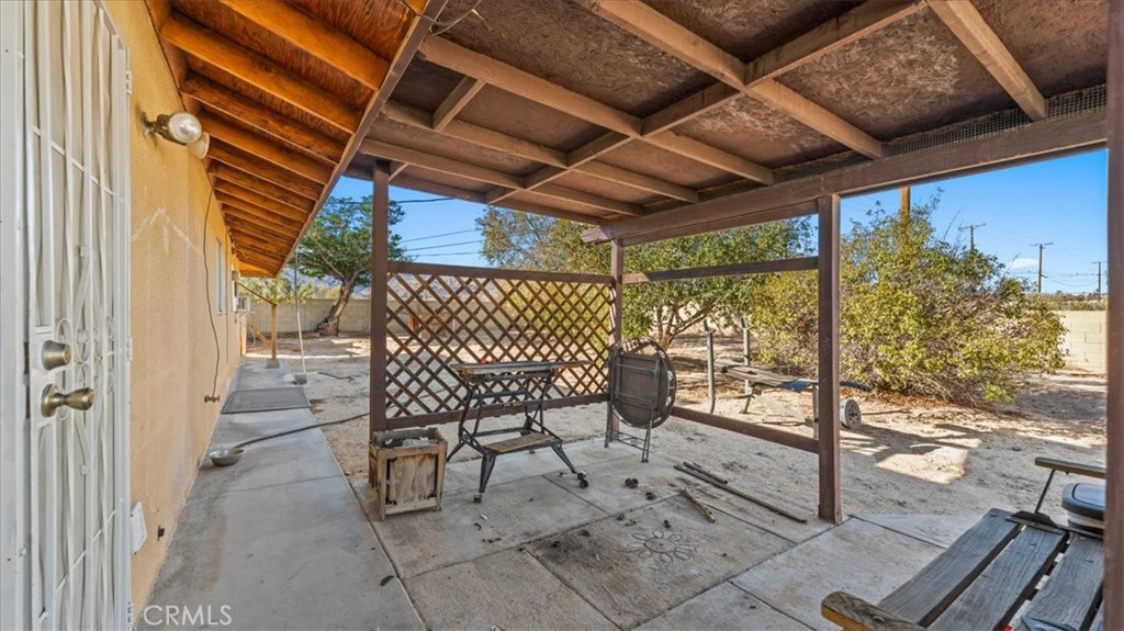 5688 Baileya Property Photo 16