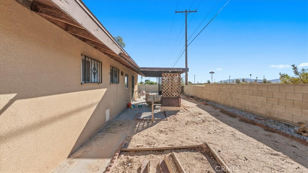 5688 Baileya Property Photo 19