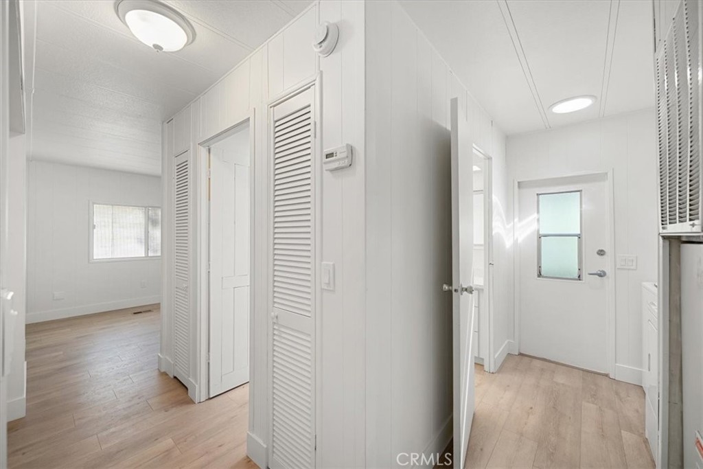 18566 Dunvegan Property Photo 13