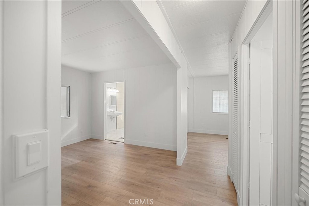 18566 Dunvegan Property Photo 14