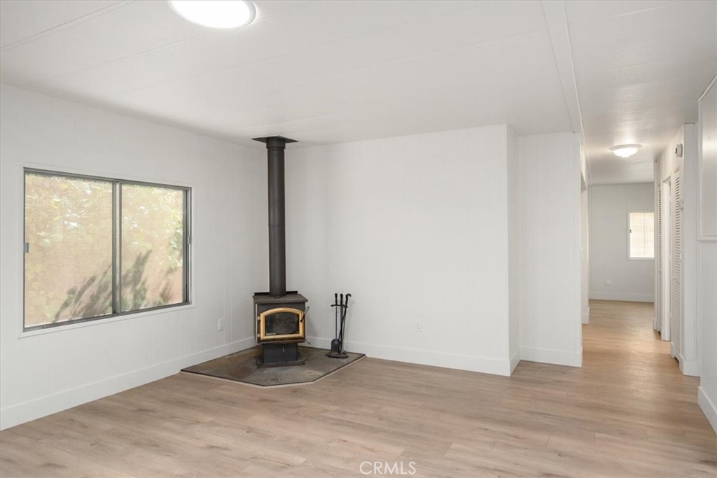 18566 Dunvegan Property Photo 15