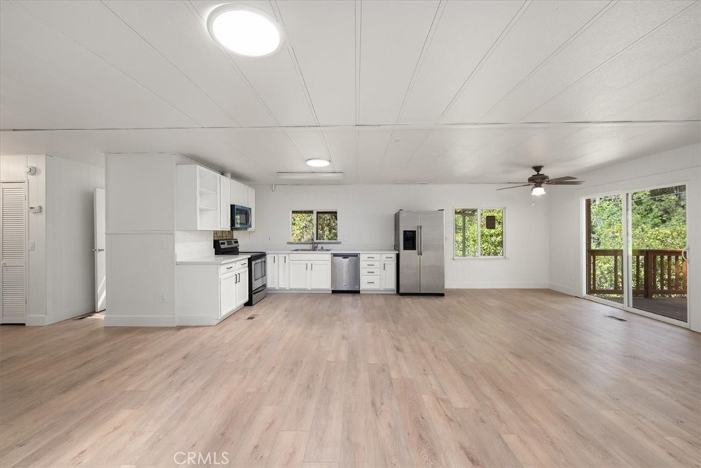 18566 Dunvegan Property Photo 23