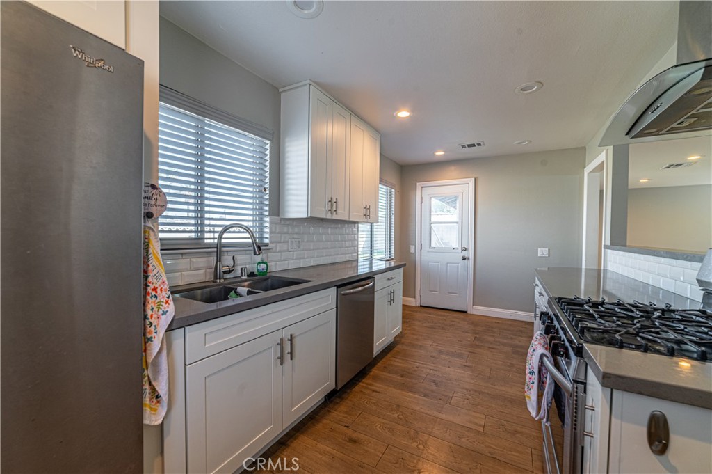 1408 N Buckingham Street Property Photo 24