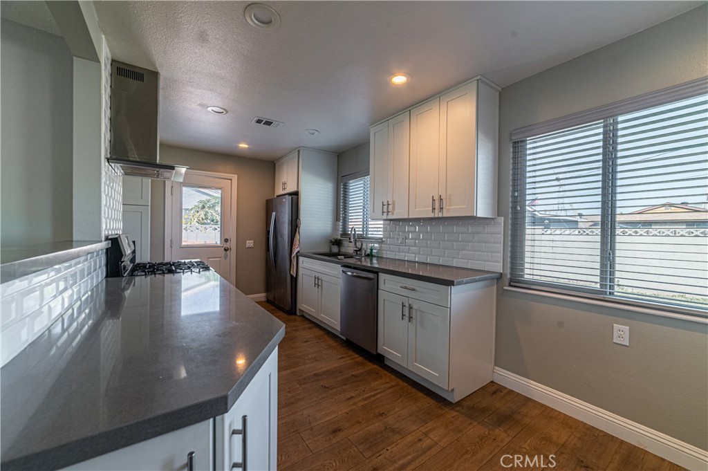1408 N Buckingham Street Property Photo 28