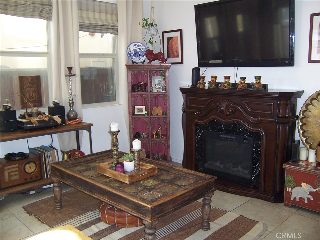 4272 5th Street W Property Photo 1