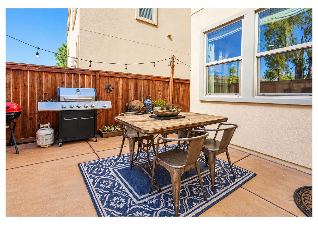 4272 5th Street W Property Photo 10