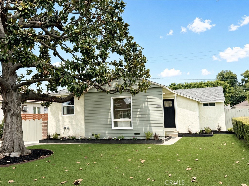 6702 Bollenbacher Property Photo 1