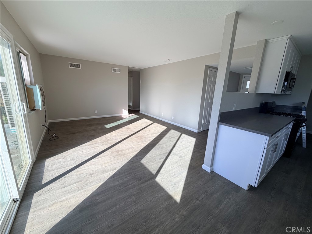 45517 Sancroft Property Photo 7