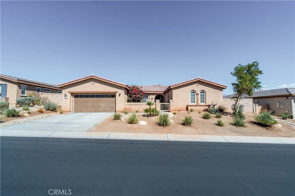73722 Picasso Property Photo 2