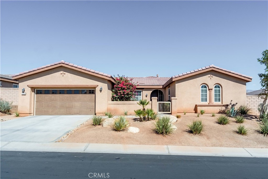 73722 Picasso Property Photo 3