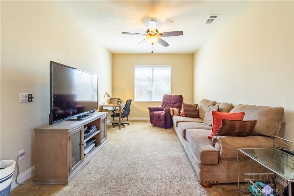 73722 Picasso Property Photo 11