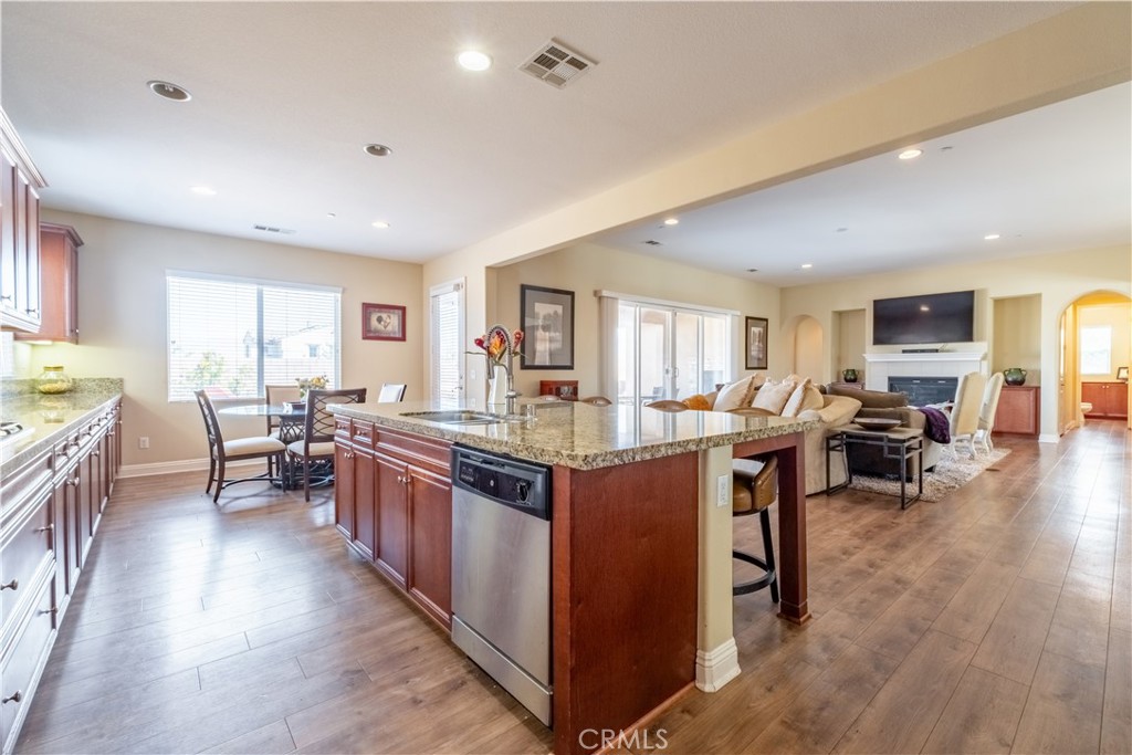 73722 Picasso Property Photo 20