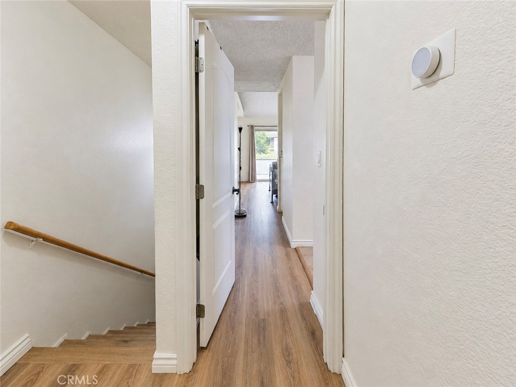182 W Walnut B Property Photo 14