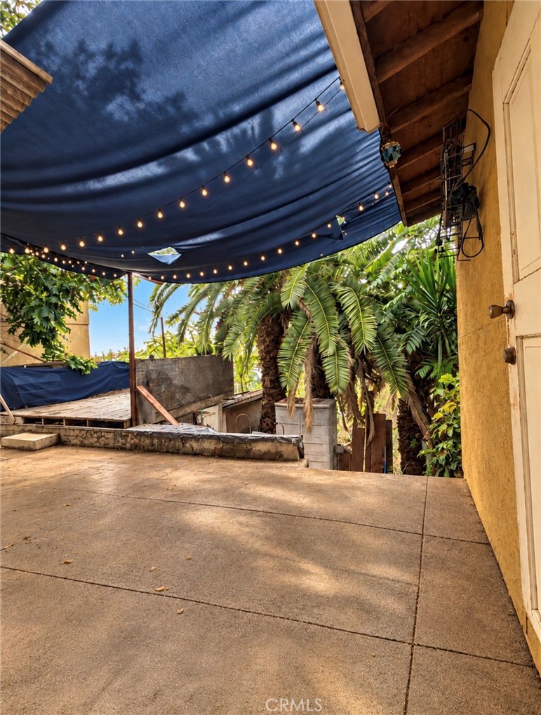 433 S Lorena Property Photo 8