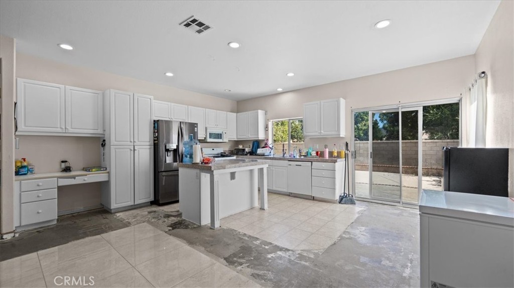 35812 Rhone Property Photo 12