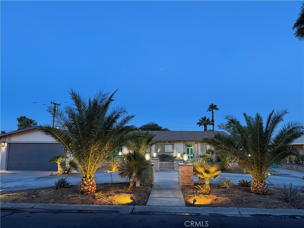 2890 N Biskra Property Photo 1