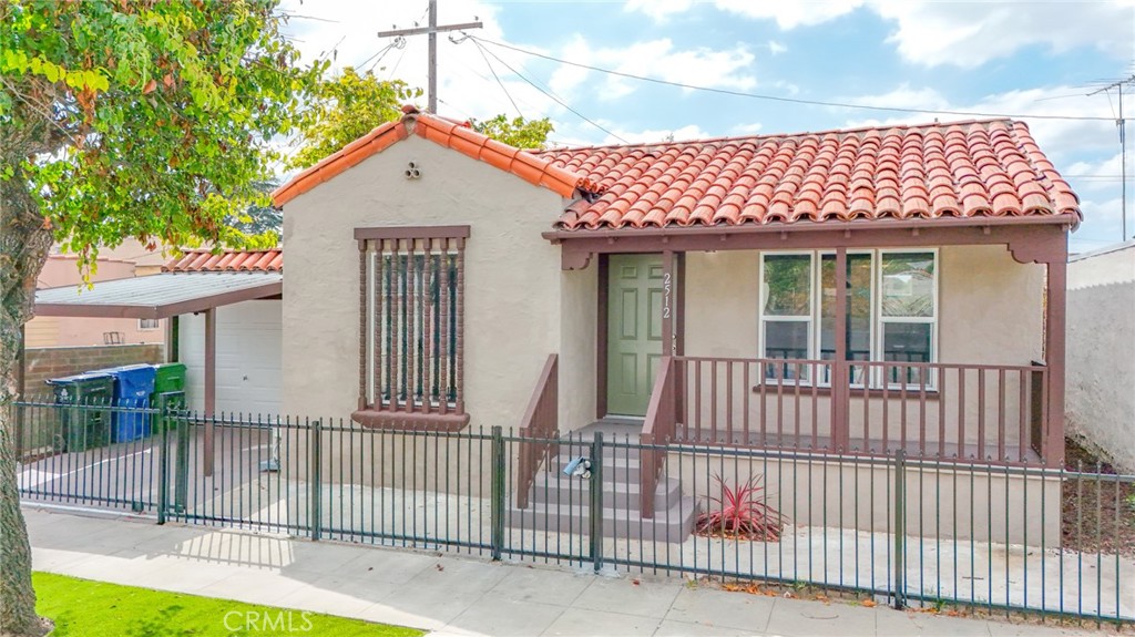 2512 W 60th Street Property Photo 7
