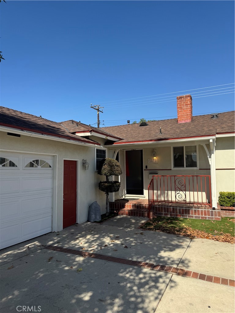 1831 W Flower Ave Property Photo 1