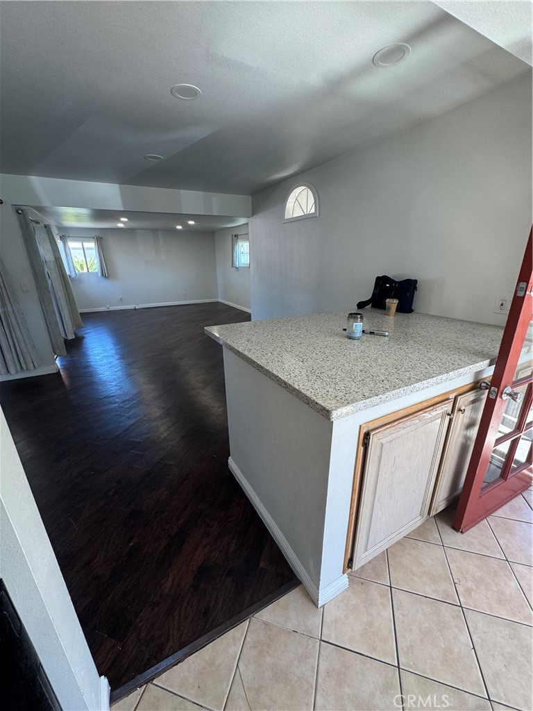 1831 W Flower Ave Property Photo 12