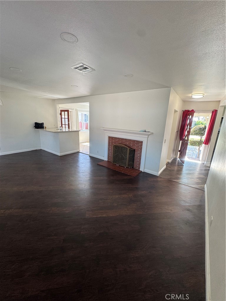 1831 W Flower Ave Property Photo 15
