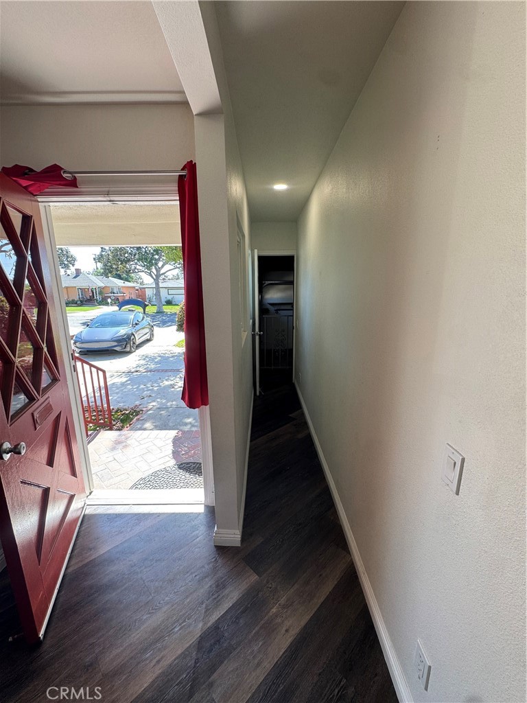 1831 W Flower Ave Property Photo 17