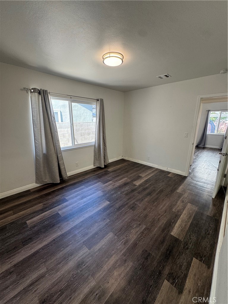 1831 W Flower Ave Property Photo 26