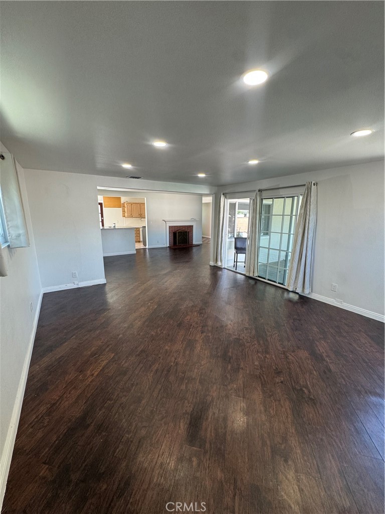1831 W Flower Ave Property Photo 33