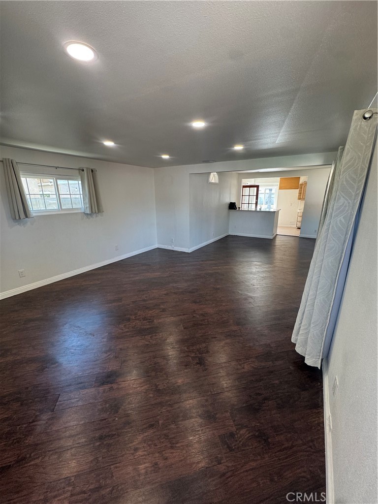 1831 W Flower Ave Property Photo 34