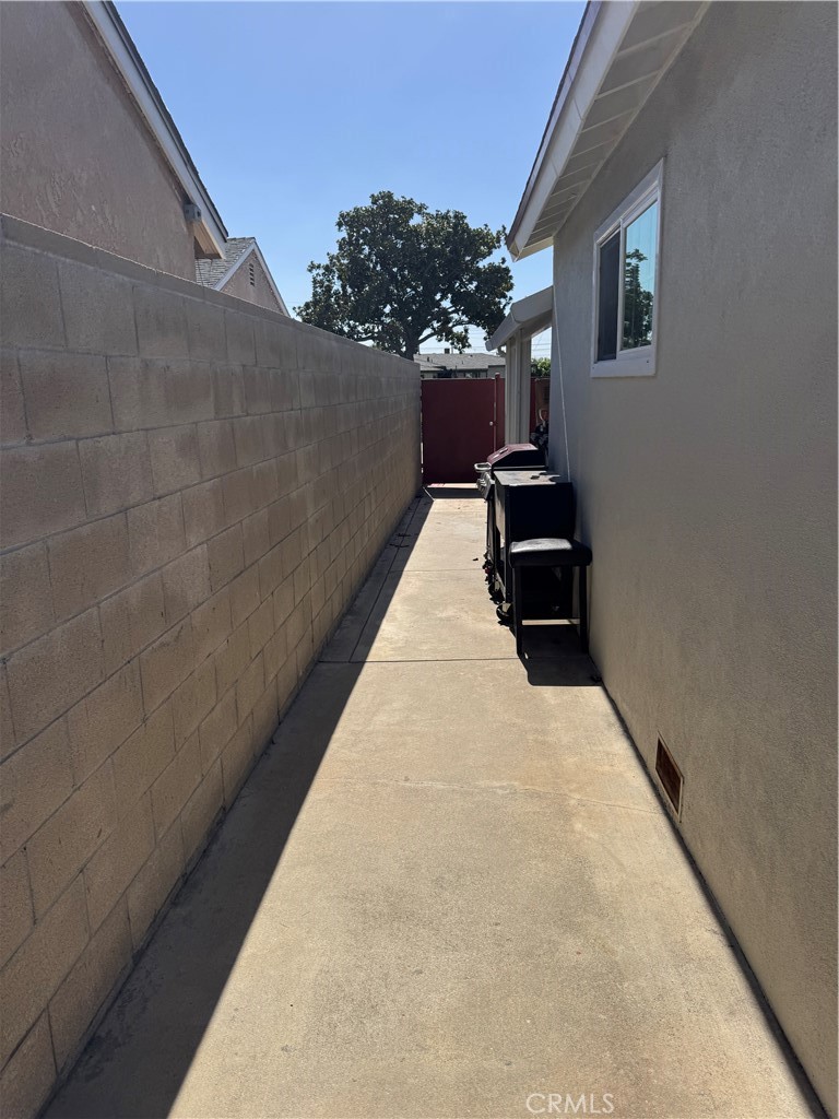 1831 W Flower Ave Property Photo 35