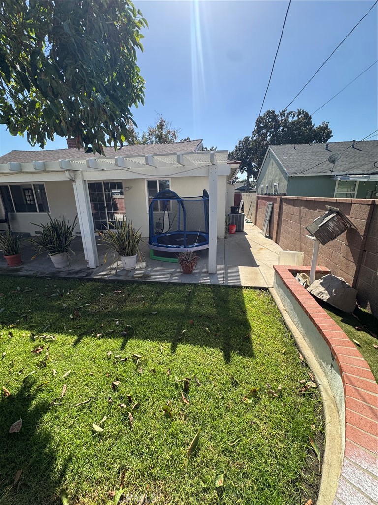 1831 W Flower Ave Property Photo 38
