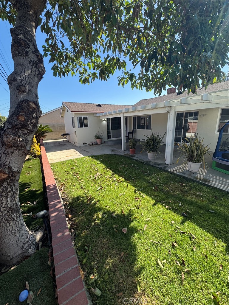 1831 W Flower Ave Property Photo 39
