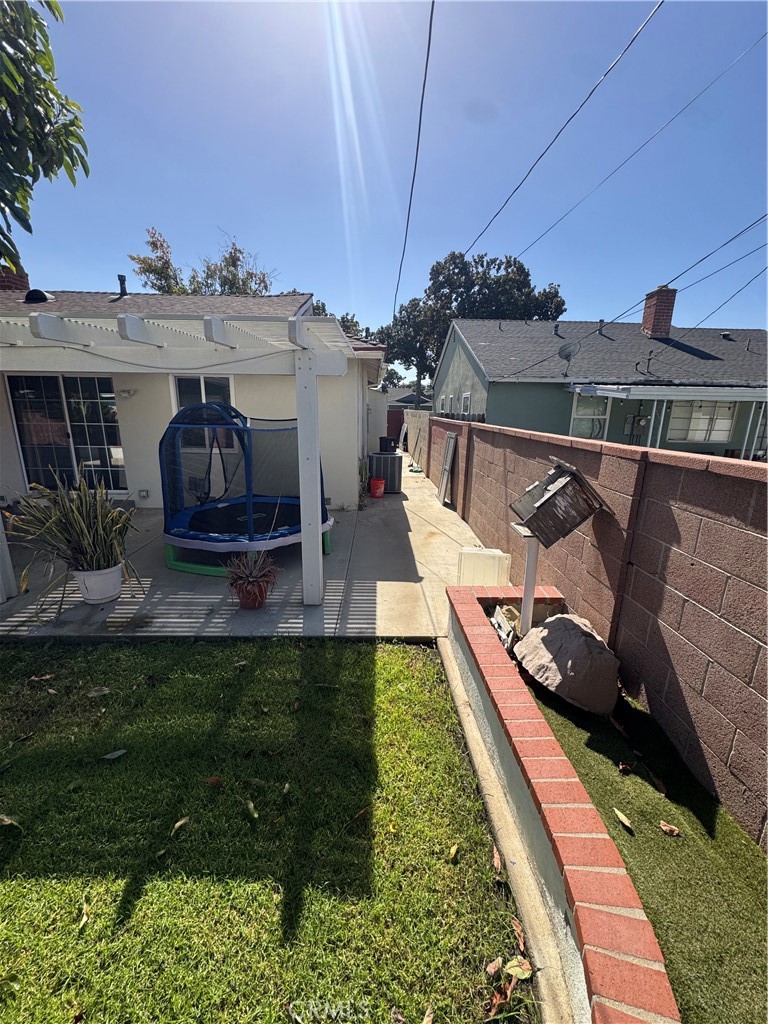 1831 W Flower Ave Property Photo 41