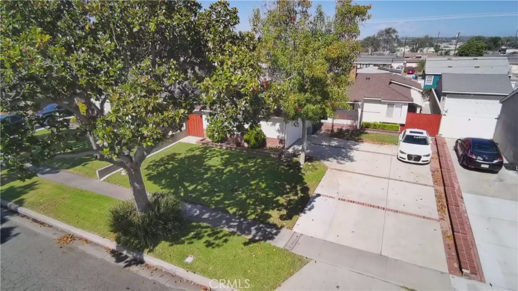 1831 W Flower Ave Property Photo 46