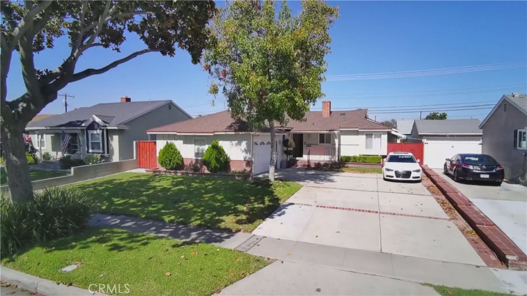1831 W Flower Ave Property Photo 49