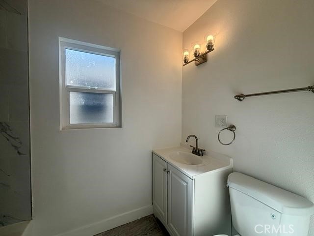 2214 E 111th Property Photo 10
