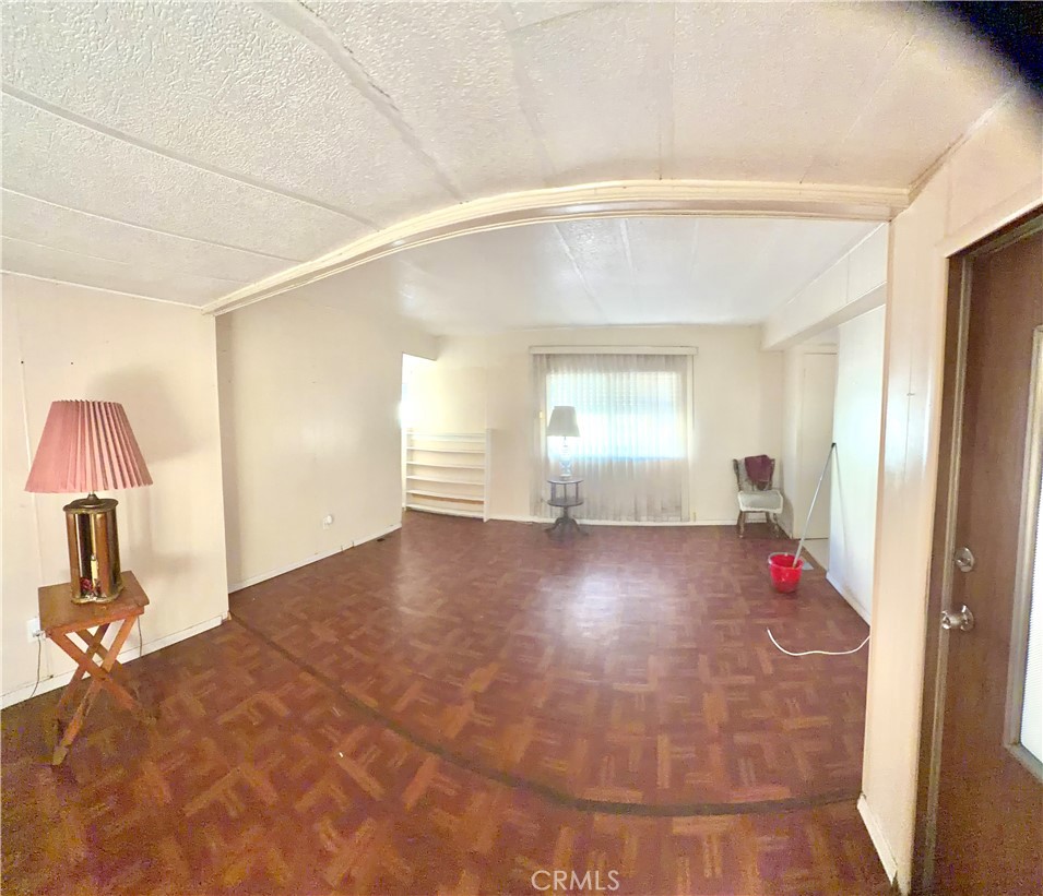 630 S Maple Avenue S 58 Property Photo 8