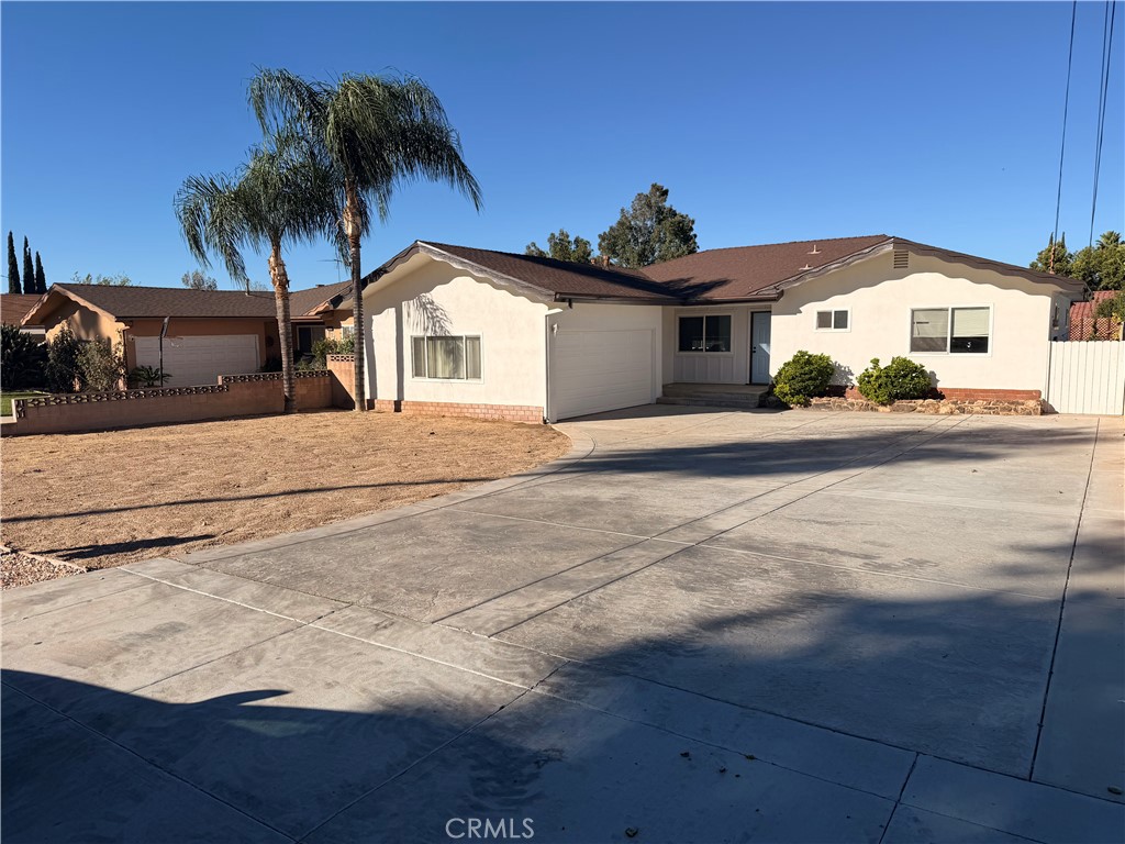 1379 Palm Avenue Property Photo 1