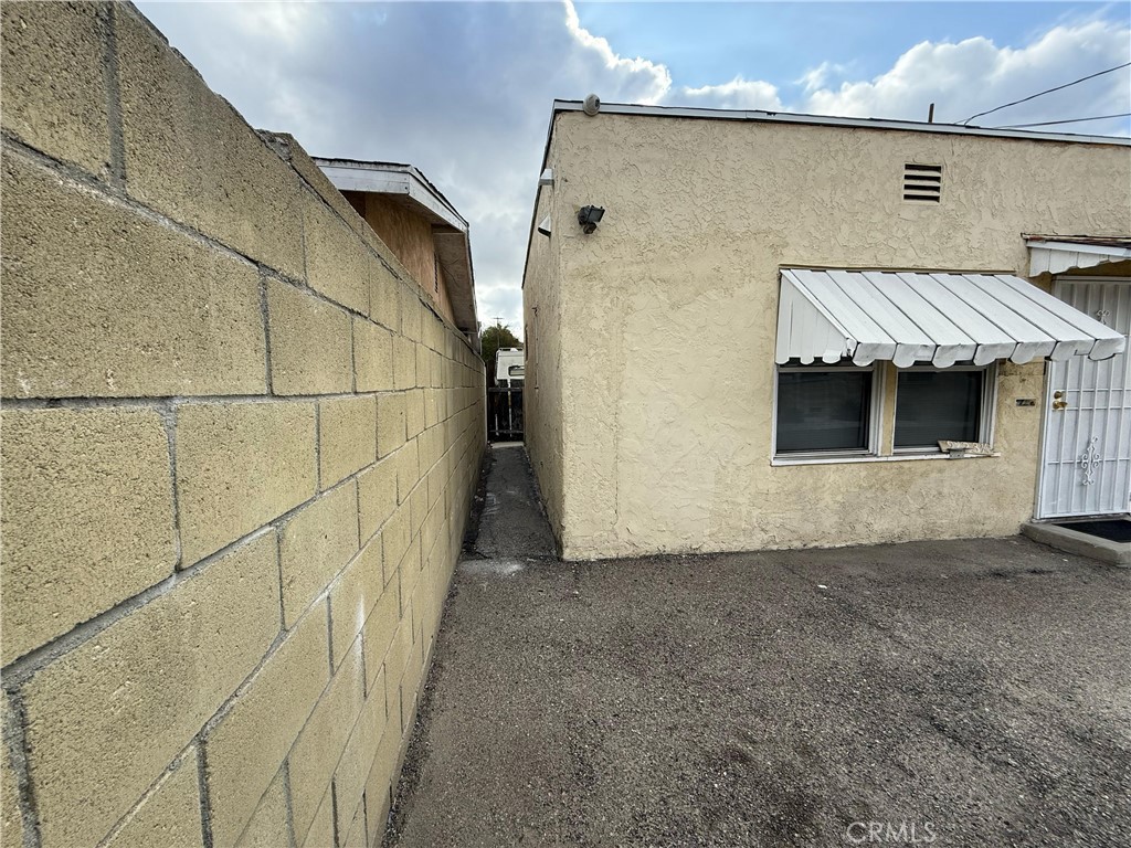 9719 Belmont Property Photo 6