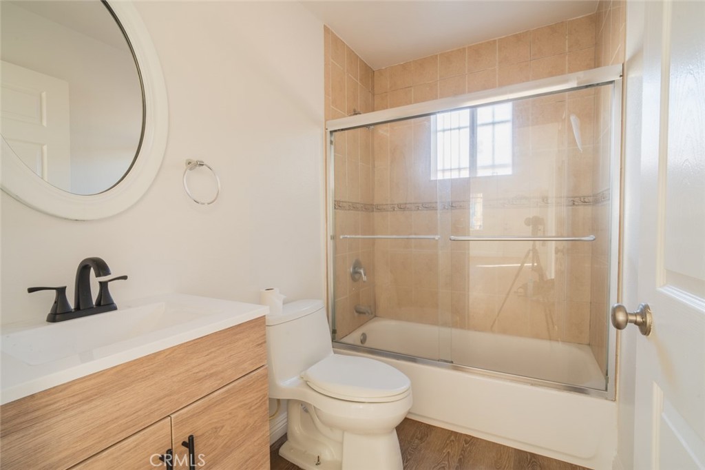 2500 Fairmount Property Photo 17