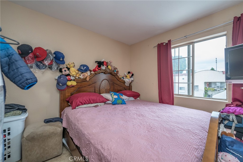 2500 Fairmount Property Photo 27