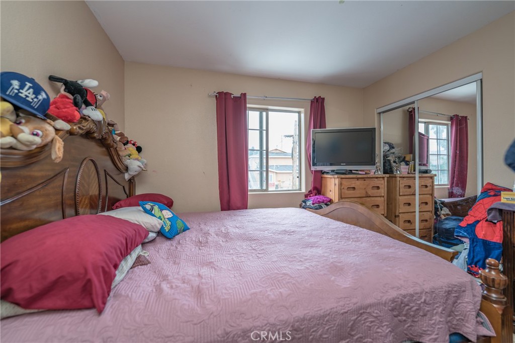 2500 Fairmount Property Photo 28