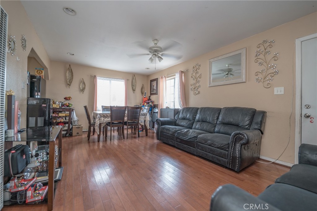 2500 Fairmount Property Photo 32